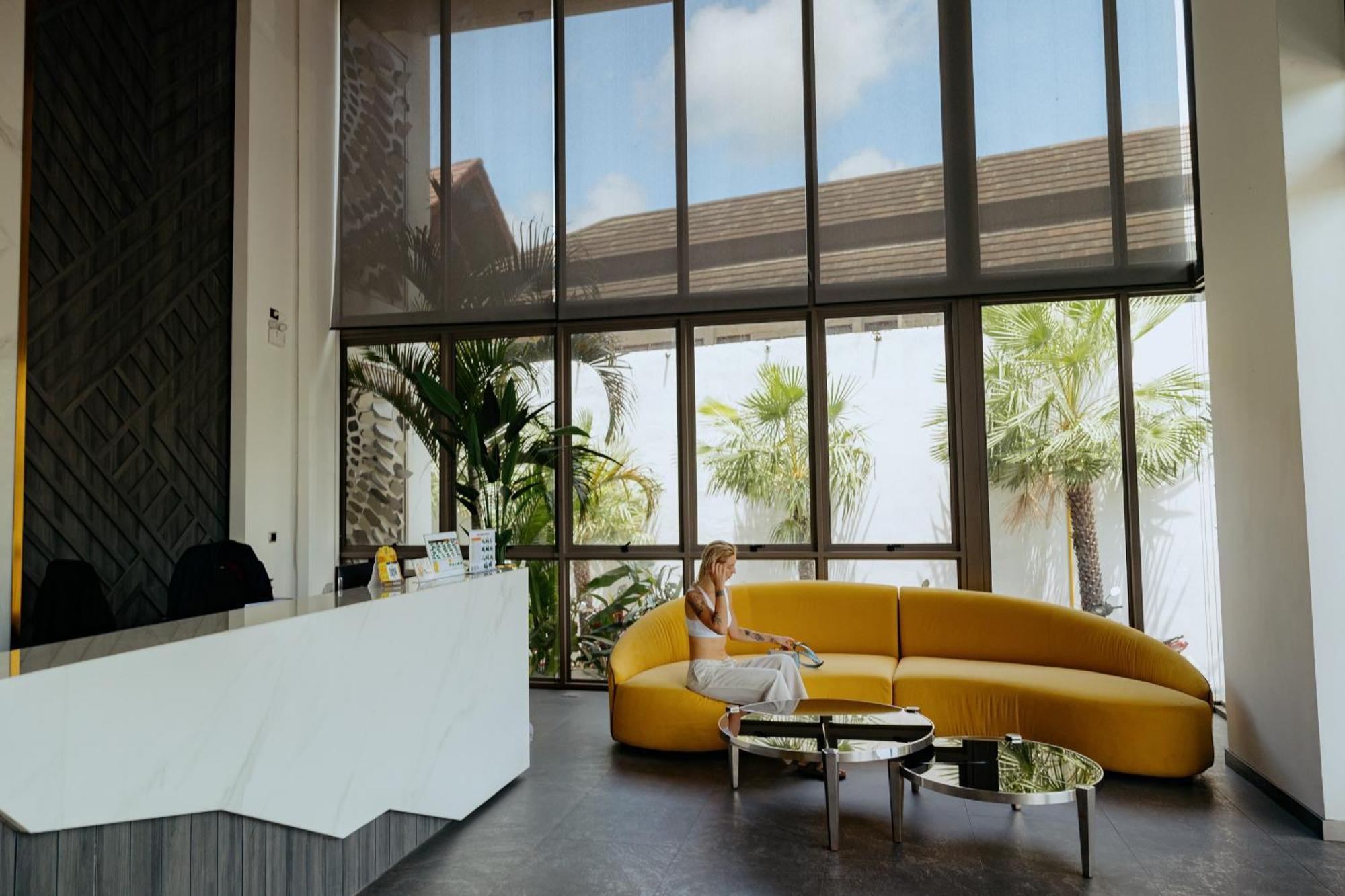 Elite Atoll Serviced Apartments Phuket Rawai Exteriör bild