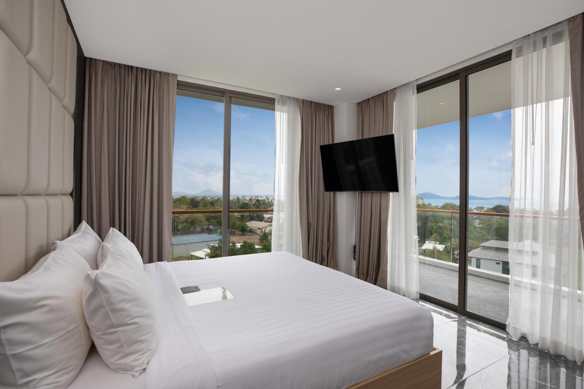 Elite Atoll Serviced Apartments Phuket Rawai Exteriör bild