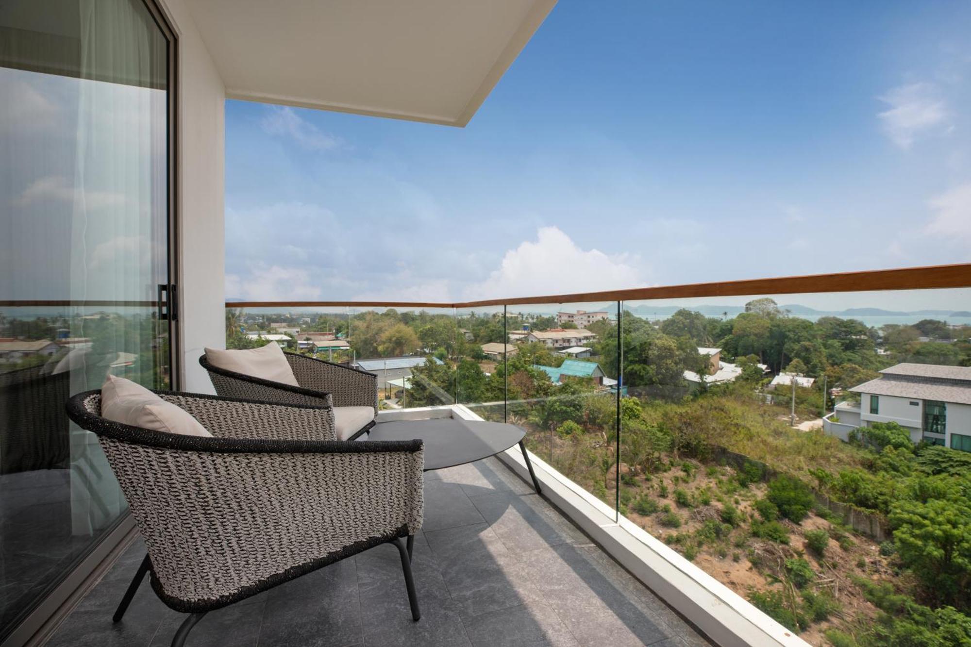Elite Atoll Serviced Apartments Phuket Rawai Exteriör bild