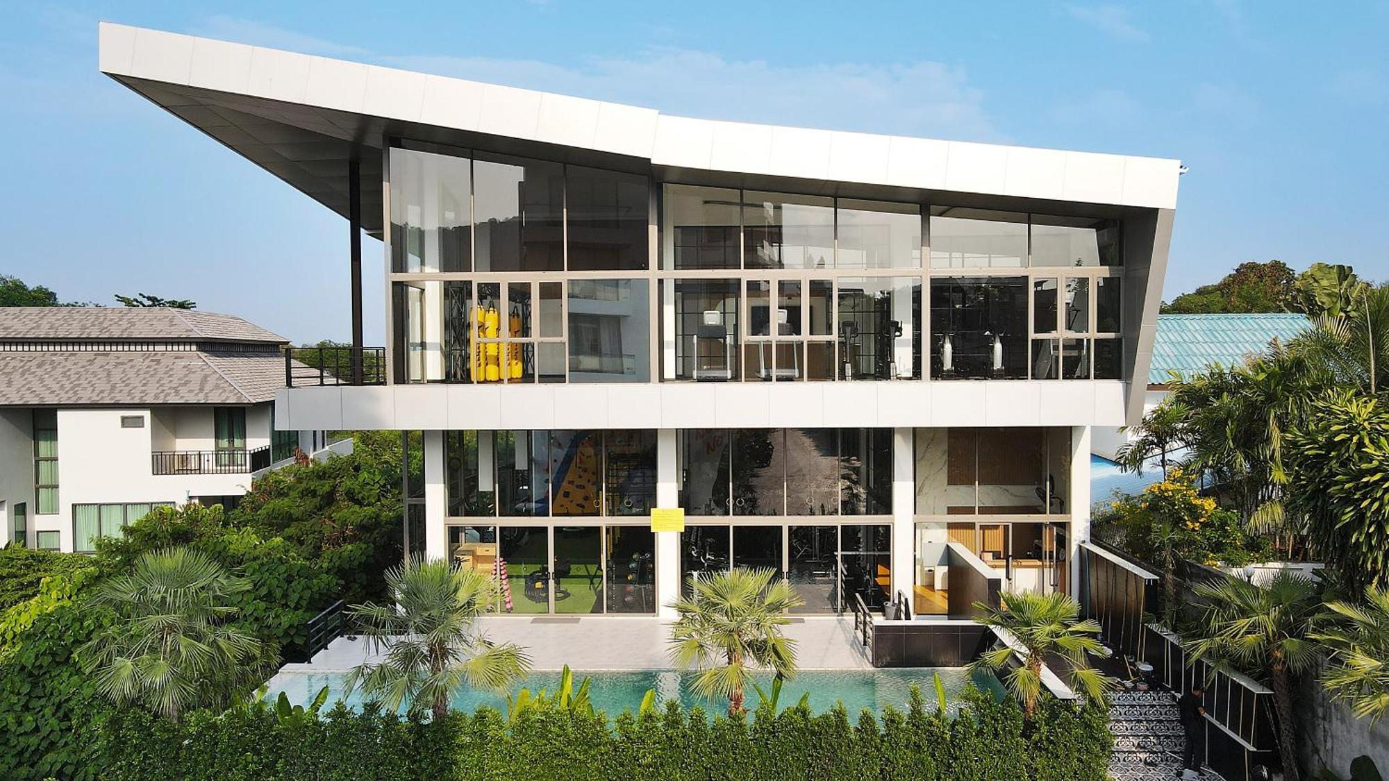 Elite Atoll Serviced Apartments Phuket Rawai Exteriör bild