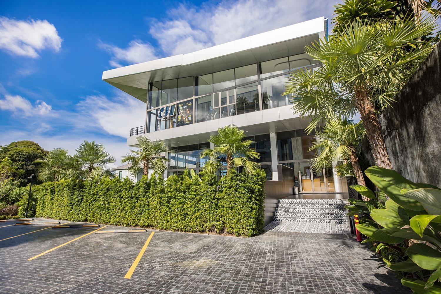 Elite Atoll Serviced Apartments Phuket Rawai Exteriör bild